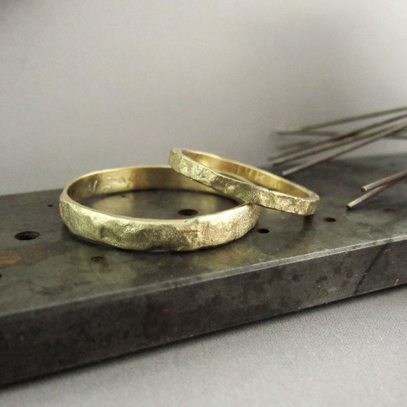 Wedding rings. 14k yellow gold Wedding rings for men/women.